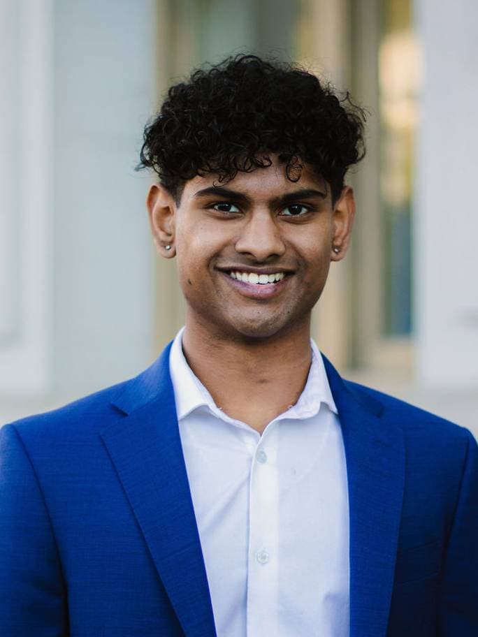 Charith Myneni headshot