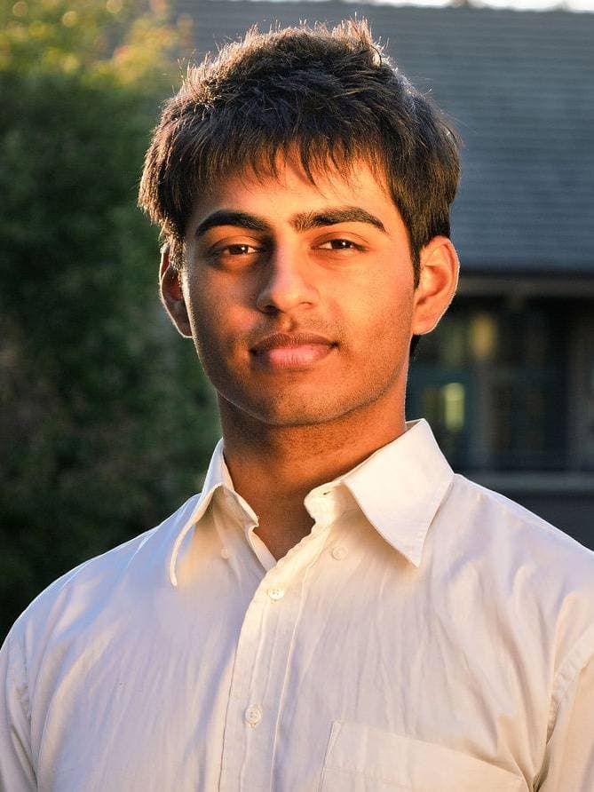 Neelesh Bokkisam headshot